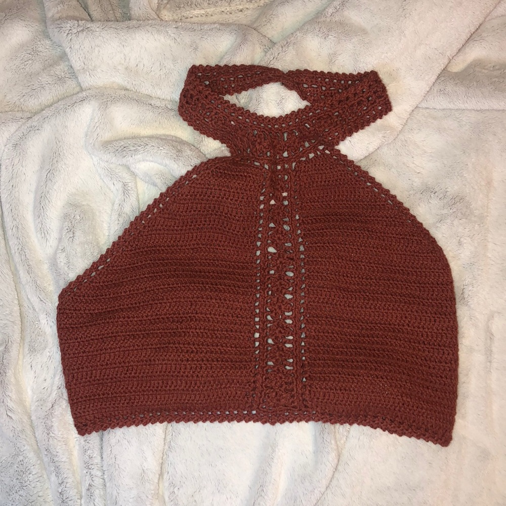 Halter crop top